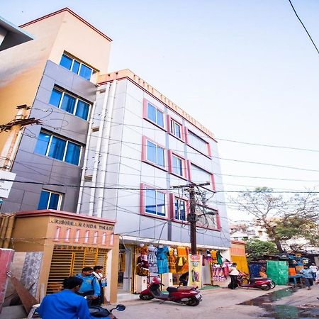 Krishnananda Dham Hotel Puri Bagian luar foto